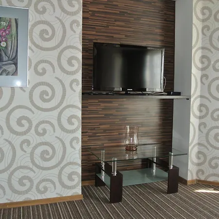 Panoramic View Apartment Poznyaky Київ Екстер'єр фото